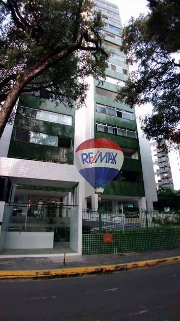 Foto 1 de Apartamento com 3 Quartos para alugar, 130m² em Boa Vista, Recife
