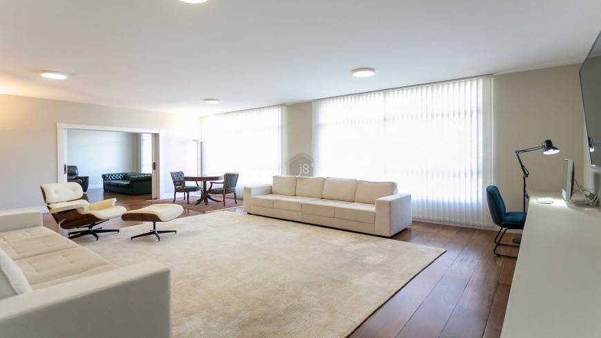 Foto 1 de Apartamento com 4 Quartos à venda, 329m² em Água Verde, Curitiba