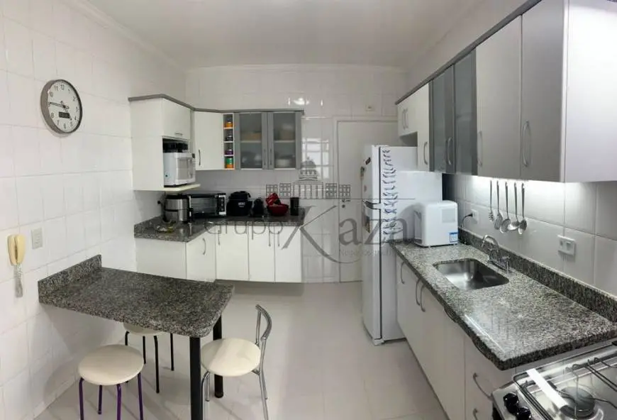 Foto 5 de Apartamento com 4 Quartos à venda, 120m² em Bosque dos Eucaliptos, São José dos Campos
