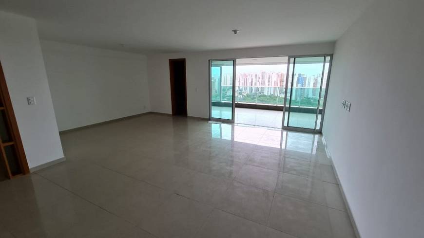 Foto 1 de Apartamento com 4 Quartos à venda, 236m² em Cocó, Fortaleza