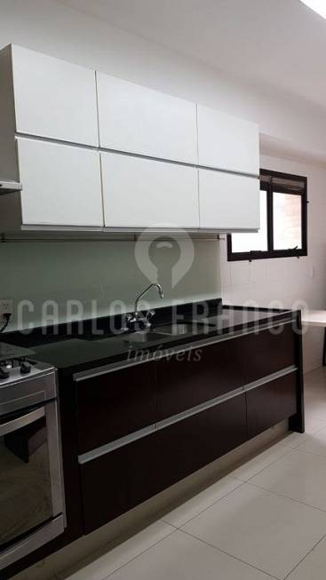 Foto 3 de Apartamento com 4 Quartos para alugar, 190m² em Jardim Parque Morumbi, São Paulo