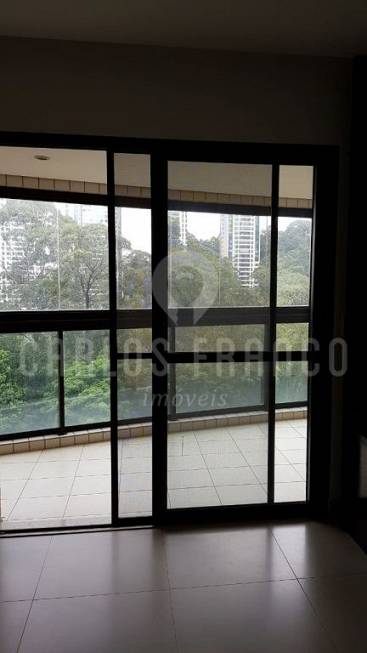 Foto 5 de Apartamento com 4 Quartos para alugar, 190m² em Jardim Parque Morumbi, São Paulo