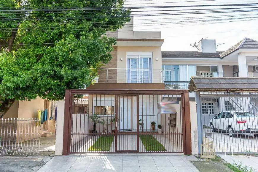 Foto 1 de Casa com 2 Quartos à venda, 110m² em Vila Imbuhy, Cachoeirinha