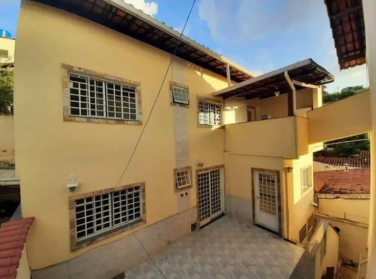 Foto 1 de Casa com 3 Quartos para alugar, 100m² em Santa Maria, Belo Horizonte