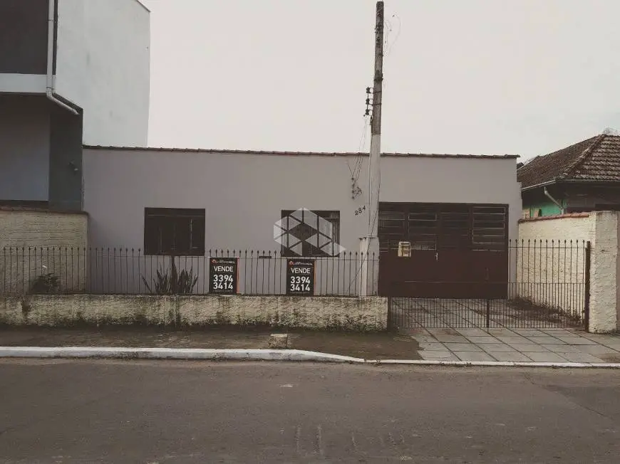 Foto 1 de Casa com 4 Quartos à venda, 181m² em Niterói, Canoas