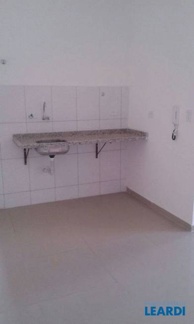 Foto 4 de Casa de Condomínio com 3 Quartos à venda, 81m² em Cidade Ademar, São Paulo