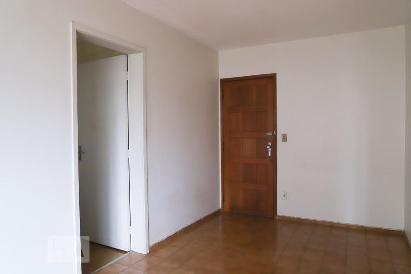 Foto 2 de Apartamento com 1 Quarto para alugar, 55m² em Taguatinga, Brasília