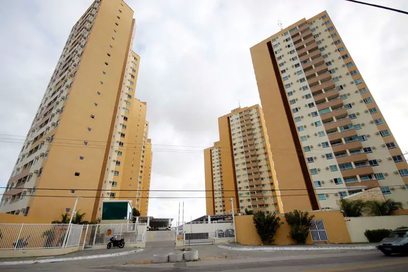 Foto 1 de Apartamento com 3 Quartos para alugar, 80m² em Dix-sept Rosado, Natal
