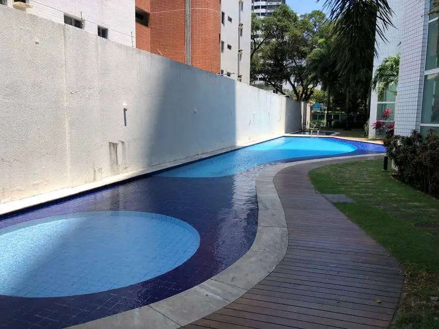 Foto 1 de Apartamento com 3 Quartos para alugar, 114m² em Espinheiro, Recife