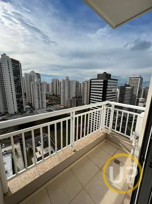 Foto 1 de Apartamento com 3 Quartos para alugar, 82m² em Santa Rosa, Londrina