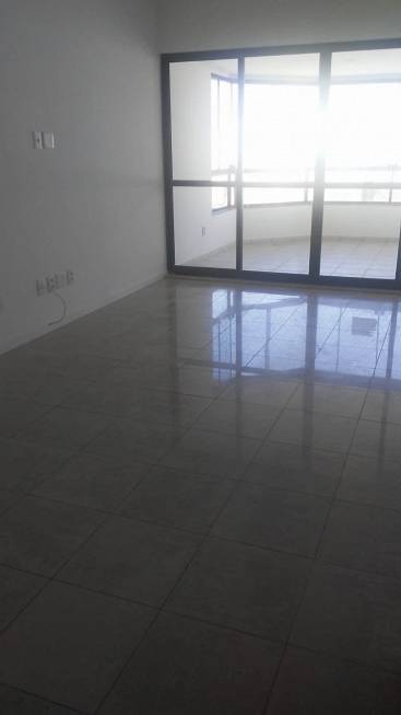 Foto 1 de Apartamento com 4 Quartos à venda, 150m² em Caminho Das Árvores, Salvador
