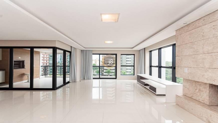 Foto 3 de Apartamento com 4 Quartos para alugar, 226m² em Ecoville, Curitiba