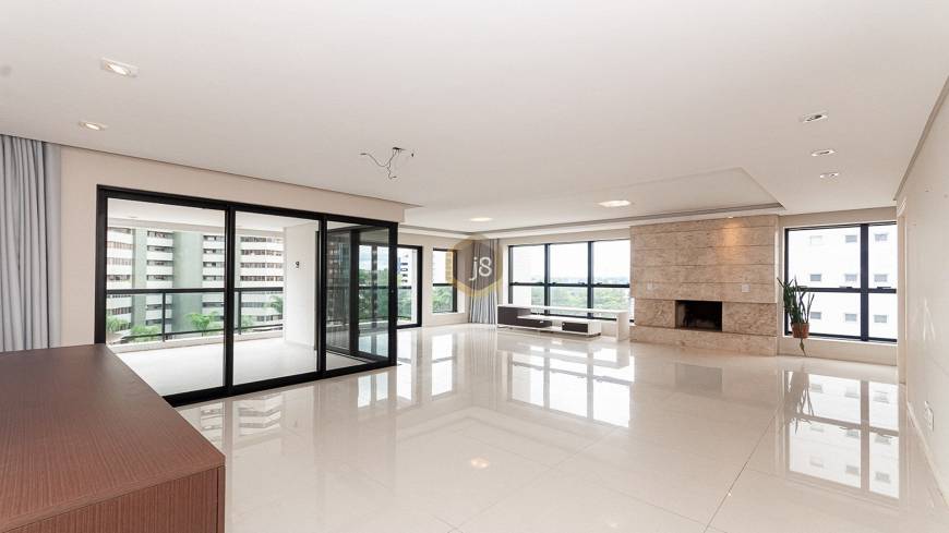 Foto 5 de Apartamento com 4 Quartos para alugar, 226m² em Ecoville, Curitiba