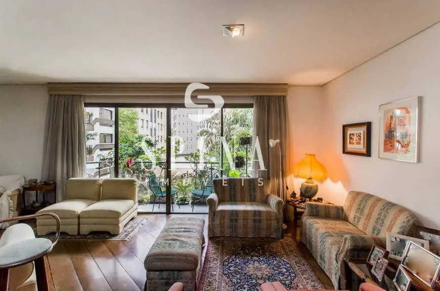 Foto 1 de Apartamento com 4 Quartos à venda, 186m² em Jardim Europa, São Paulo