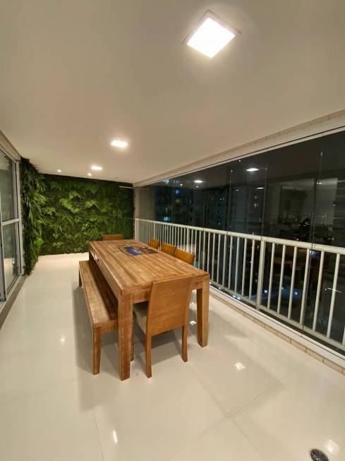 Foto 2 de Apartamento com 4 Quartos à venda, 140m² em Vila Gumercindo, São Paulo