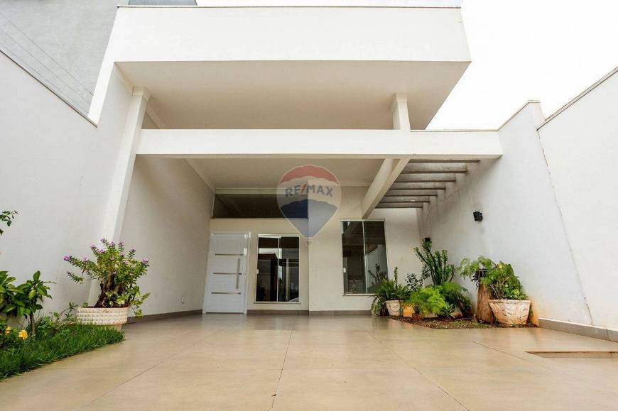 Foto 1 de Casa com 3 Quartos à venda, 121m² em Jardim Dias II, Maringá