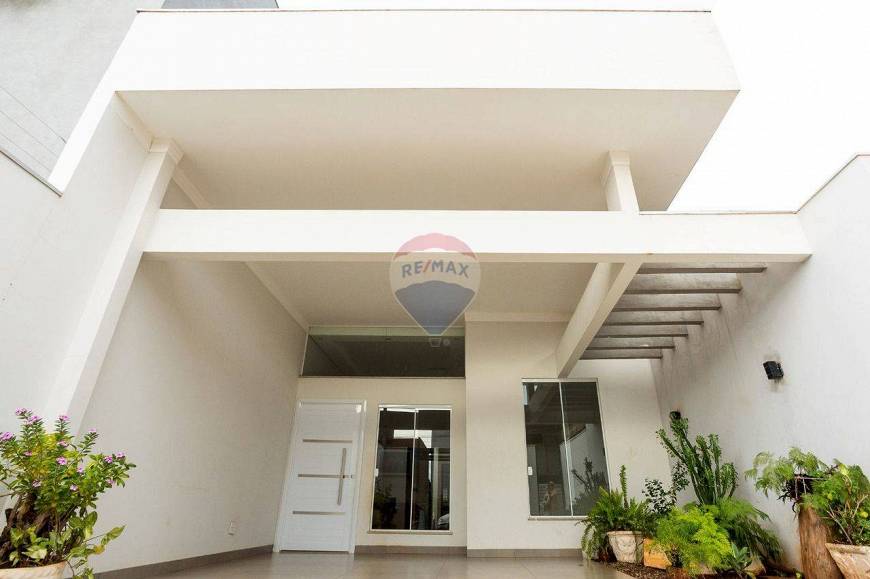 Foto 2 de Casa com 3 Quartos à venda, 121m² em Jardim Dias II, Maringá