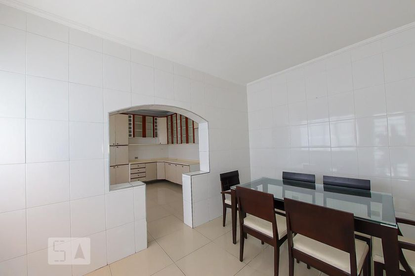 Foto 5 de Casa com 3 Quartos para alugar, 240m² em Vila Rosalia, Guarulhos