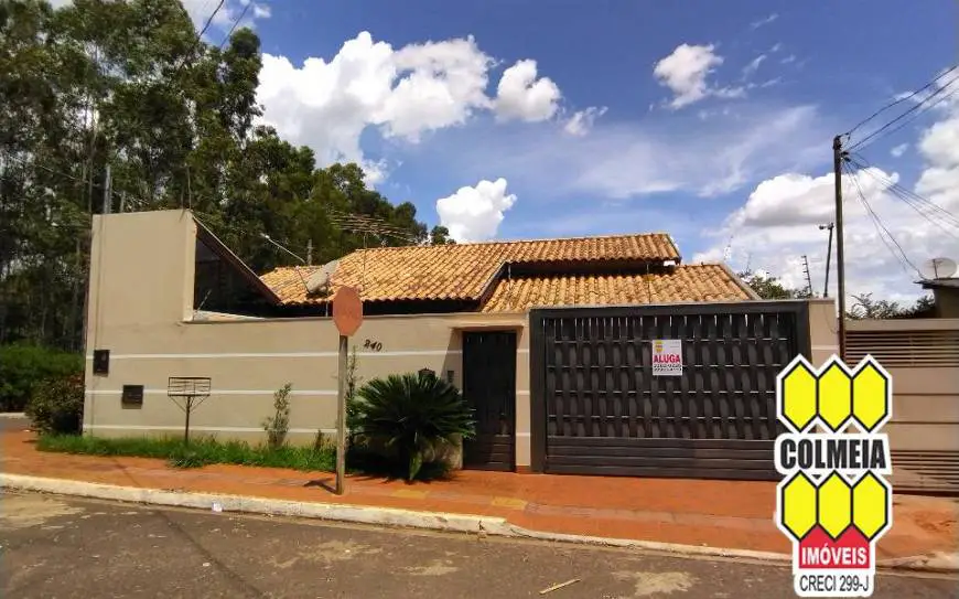 Foto 1 de Casa com 4 Quartos para alugar, 10m² em Vila Santo Eugenio, Campo Grande