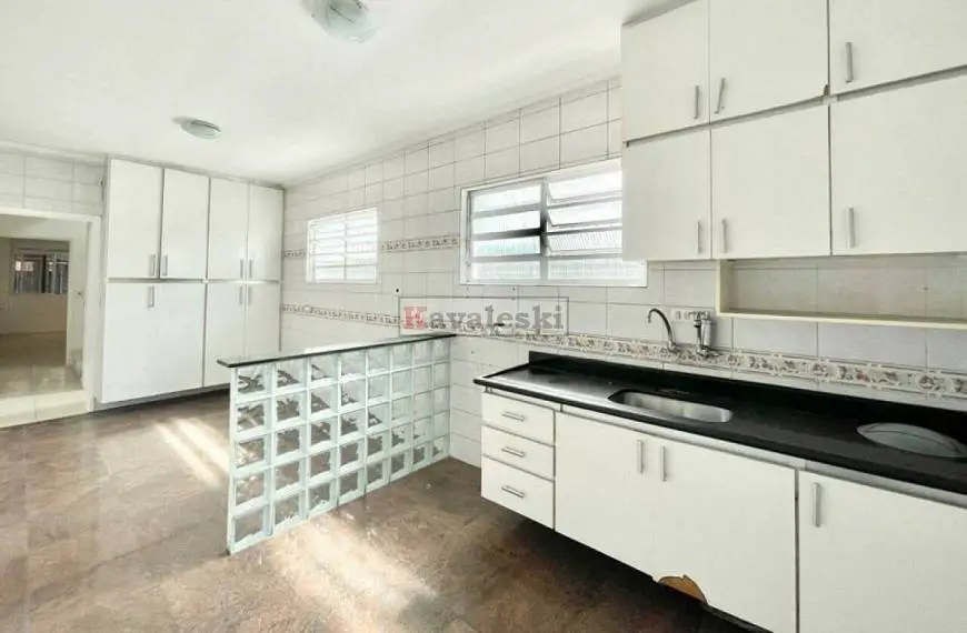 Foto 2 de Sobrado com 4 Quartos para alugar, 350m² em Vila Moraes, São Paulo