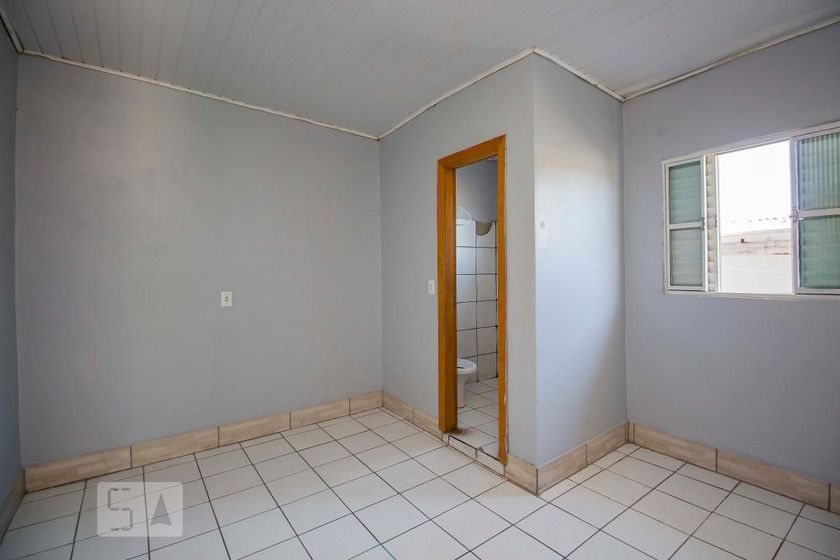 Foto 5 de Apartamento com 1 Quarto para alugar, 30m² em Rubem Berta, Porto Alegre