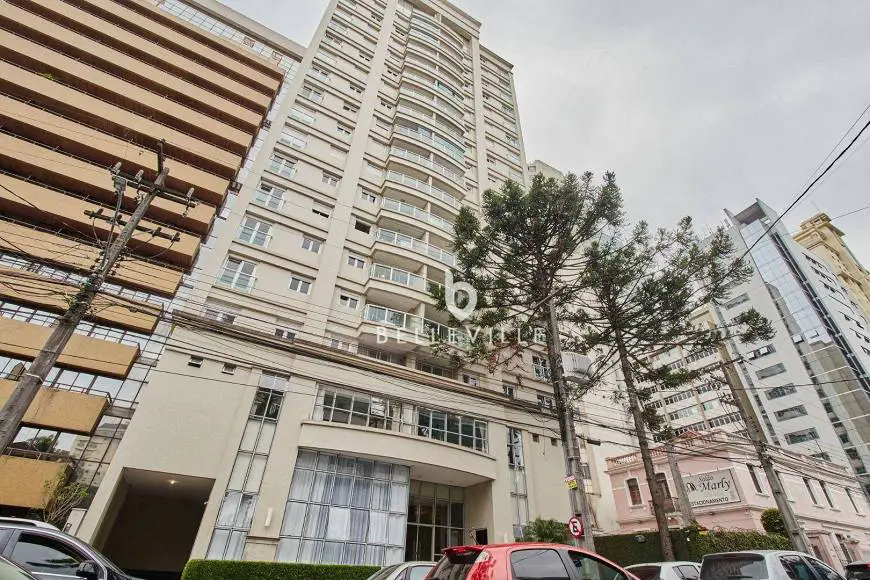 Foto 1 de Apartamento com 2 Quartos à venda, 105m² em Centro, Curitiba