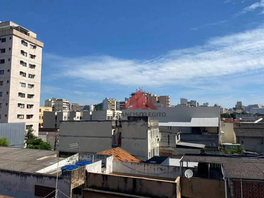 Foto 1 de Apartamento com 2 Quartos para alugar, 48m² em Centro, Niterói