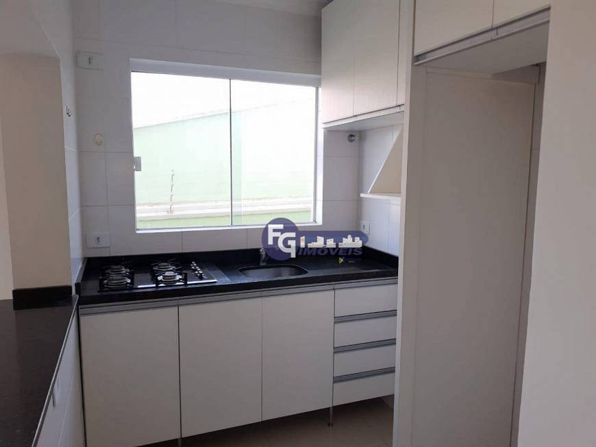 Foto 2 de Apartamento com 2 Quartos à venda, 56m² em Guaíra, Curitiba