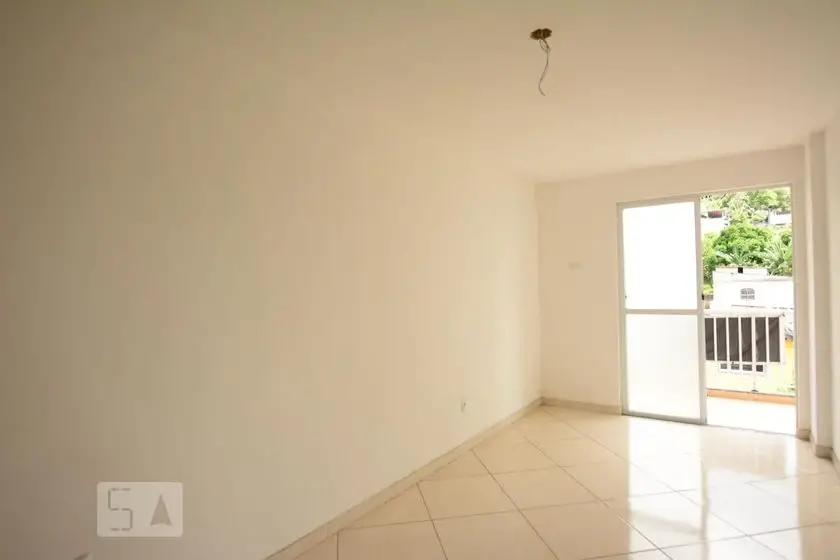 Foto 2 de Apartamento com 2 Quartos para alugar, 62m² em Irajá, Rio de Janeiro