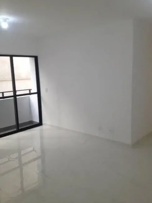 Foto 4 de Apartamento com 2 Quartos para alugar, 86m² em Laranjeiras, Rio de Janeiro