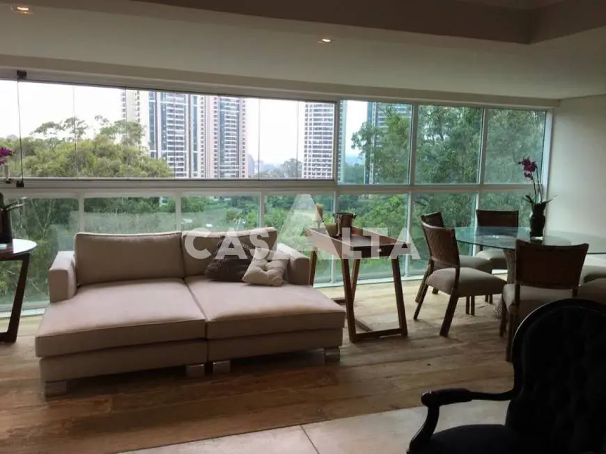 Foto 1 de Apartamento com 3 Quartos à venda, 207m² em Jardim Morumbi, São Paulo