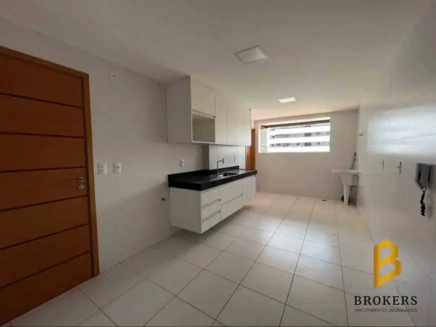 Foto 4 de Apartamento com 3 Quartos à venda, 135m² em Jatiúca, Maceió