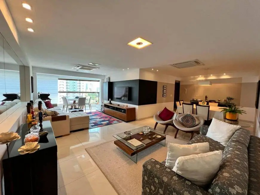Foto 1 de Apartamento com 4 Quartos à venda, 171m² em Casa Forte, Recife