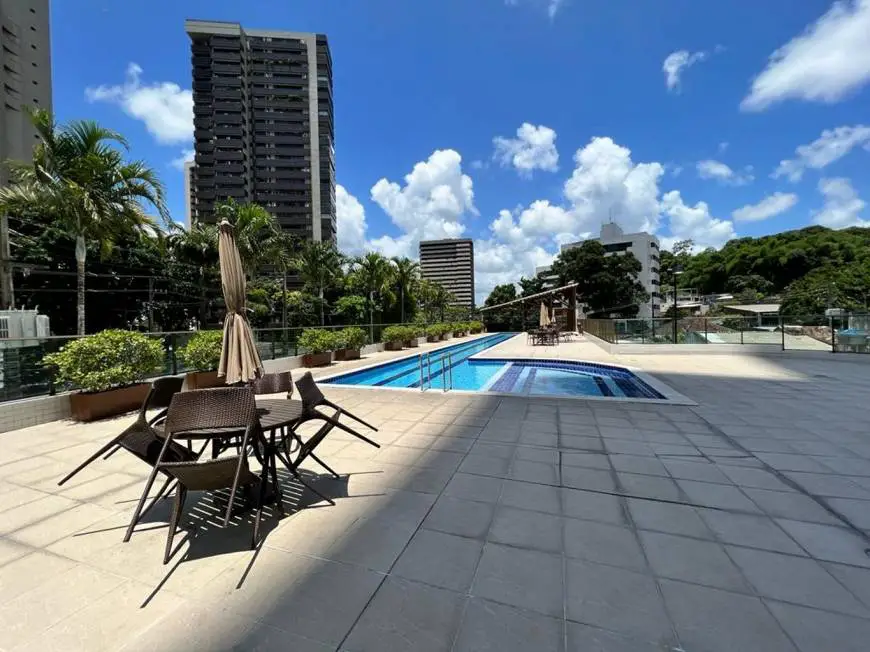Foto 3 de Apartamento com 4 Quartos à venda, 171m² em Casa Forte, Recife