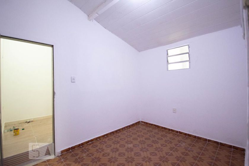 Foto 1 de Casa com 1 Quarto para alugar, 45m² em Quitaúna, Osasco