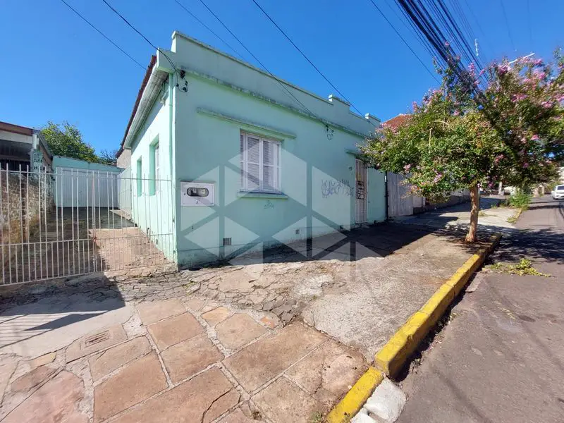 Foto 1 de Casa com 2 Quartos para alugar, 80m² em Centro, Santa Maria