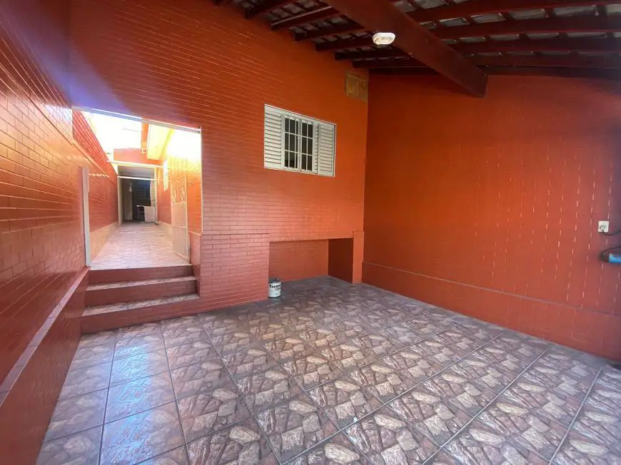 Foto 1 de Casa com 2 Quartos à venda, 59m² em Parque Sevilha, Sumare