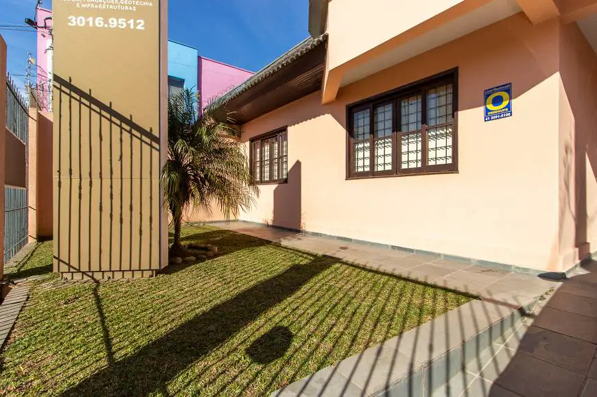 Foto 1 de Casa com 4 Quartos para venda ou aluguel, 390m² em Centro, Curitiba