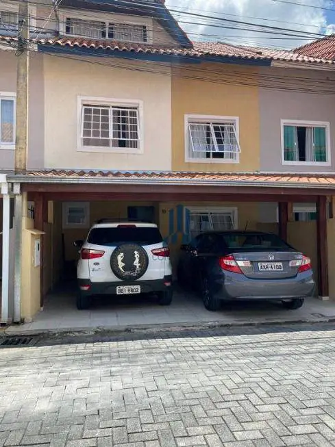 Foto 2 de Casa de Condomínio com 2 Quartos para alugar, 110m² em Novo Mundo, Curitiba