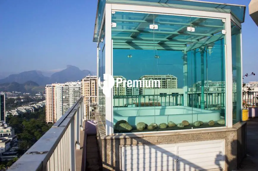 Foto 2 de Cobertura com 2 Quartos à venda, 200m² em Barra da Tijuca, Rio de Janeiro