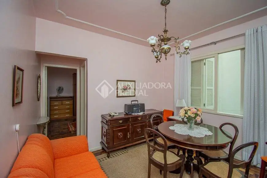 Foto 1 de Apartamento com 1 Quarto para alugar, 38m² em Auxiliadora, Porto Alegre
