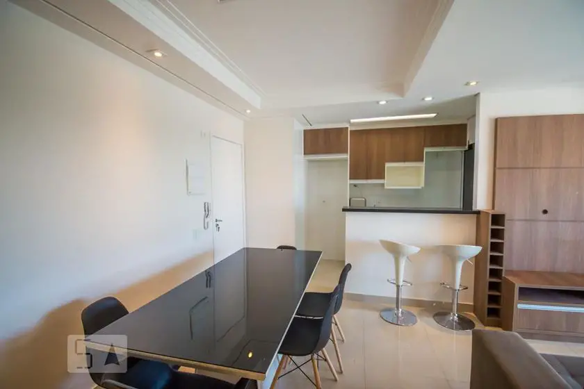Foto 1 de Apartamento com 2 Quartos para alugar, 67m² em Centro, Campinas