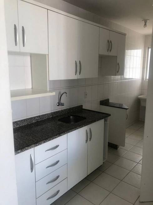 Foto 2 de Apartamento com 2 Quartos para alugar, 48m² em Distrito Industrial, Joinville