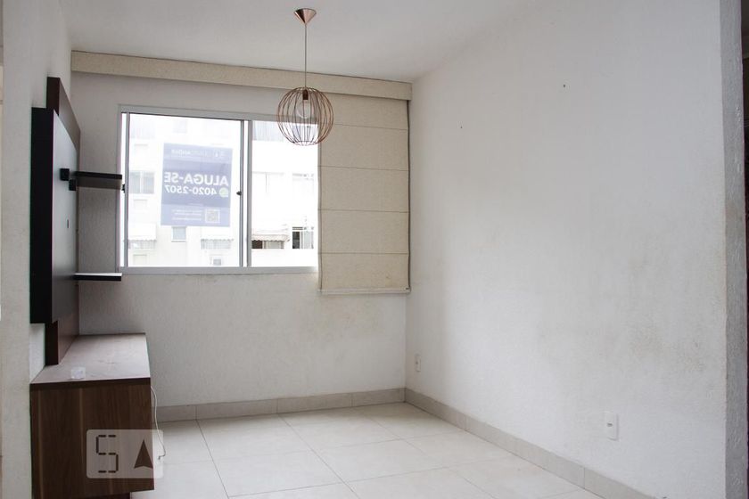 Foto 2 de Apartamento com 2 Quartos para alugar, 44m² em Piedade, Rio de Janeiro