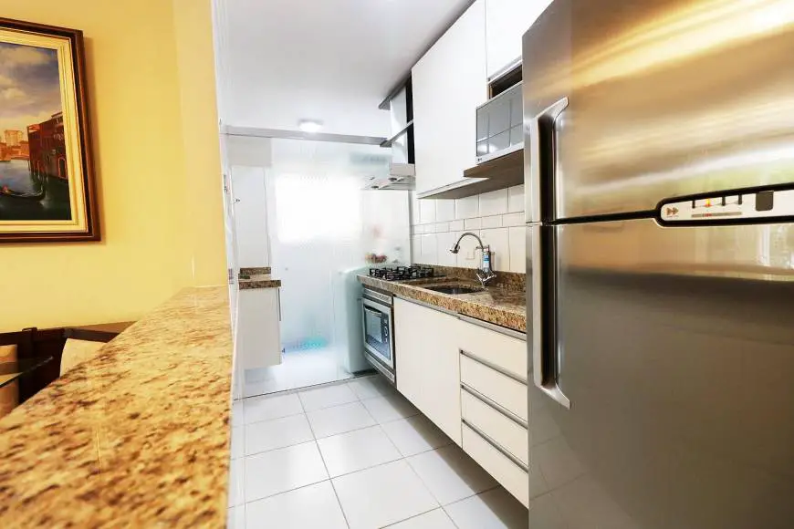 Foto 2 de Apartamento com 2 Quartos à venda, 68m² em Santa Quitéria, Curitiba