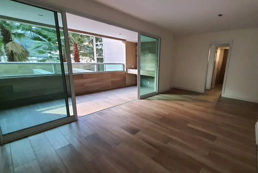Foto 1 de Apartamento com 2 Quartos à venda, 95m² em Savassi, Belo Horizonte