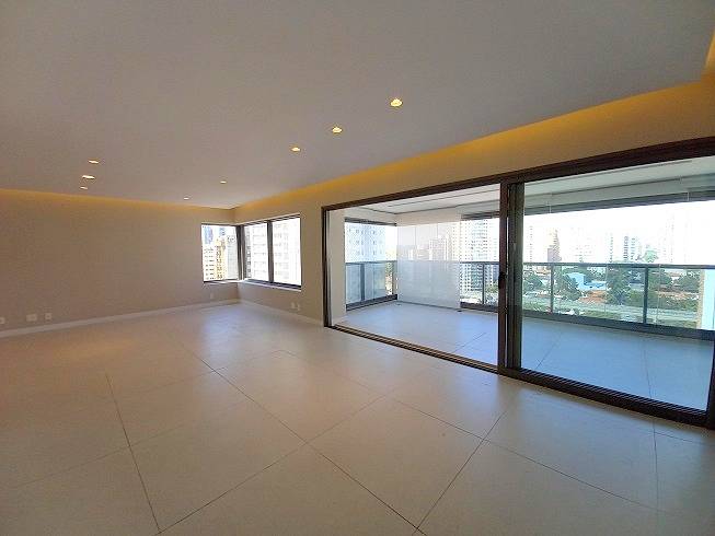 Foto 3 de Apartamento com 3 Quartos para alugar, 192m² em Campo Belo, São Paulo