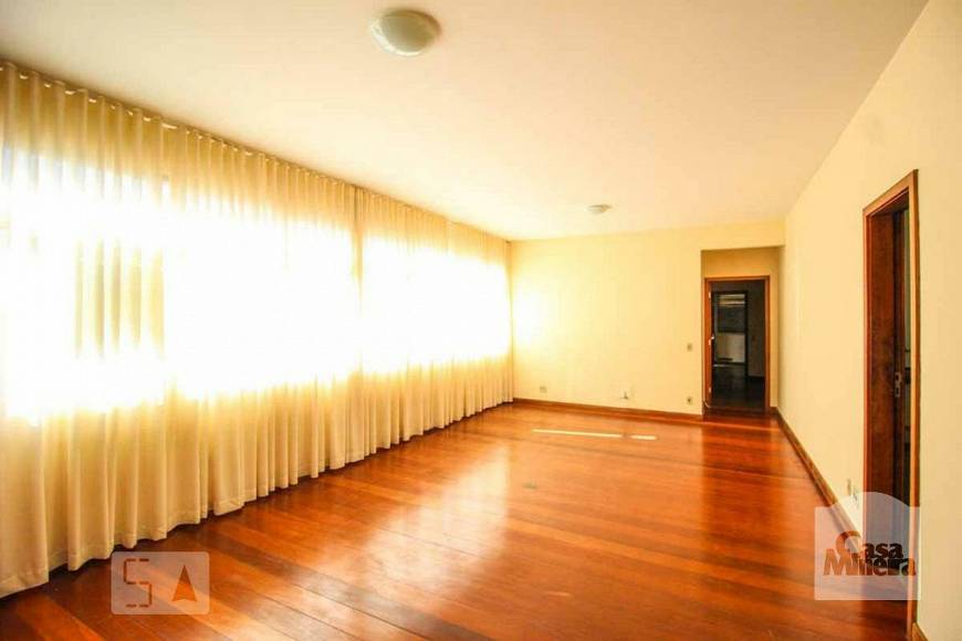 Foto 2 de Apartamento com 4 Quartos à venda, 240m² em Cruzeiro, Belo Horizonte