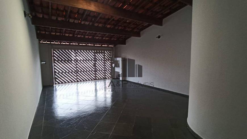 Foto 2 de Casa com 2 Quartos à venda, 87m² em São Luiz, Itu