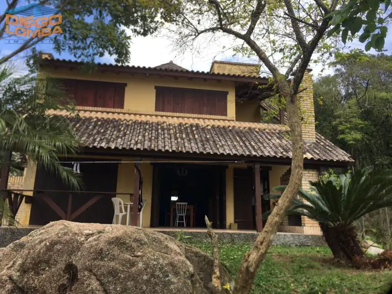 Foto 1 de Casa com 3 Quartos à venda, 160m² em Cachoeira do Bom Jesus, Florianópolis